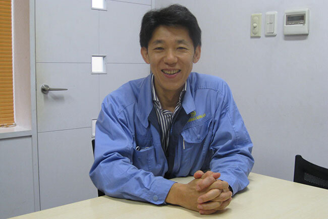 購買部長兼情報システム室長の秋元広宣取締役