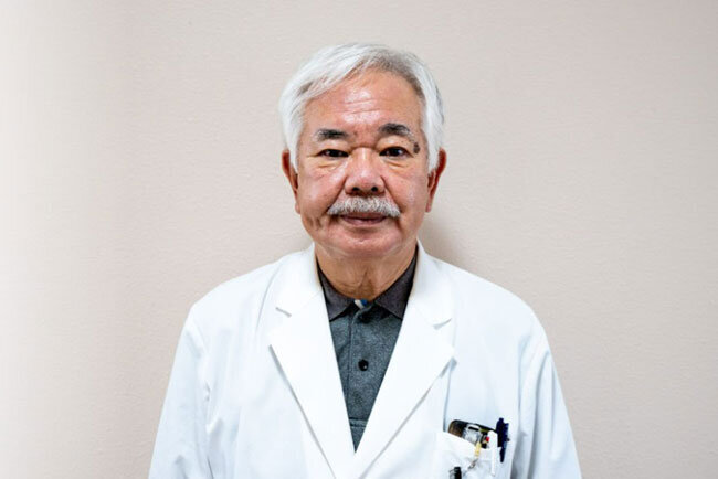 「先祖代々、人命を救いたいという志を持って医療に携わってきました」と語る河田健介理事長