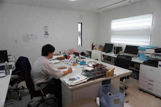 西川興業のオフィスの様子