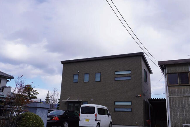 西川興業の本社の外観