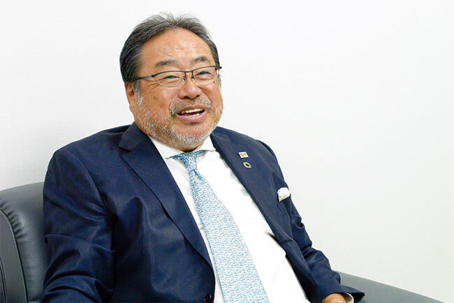 「マンションの大規模修繕は景気と関係なく必要なので、リーマン・ショックやコロナ禍でも比較的経営への影響は少なかった」と話す佐藤正道 社長