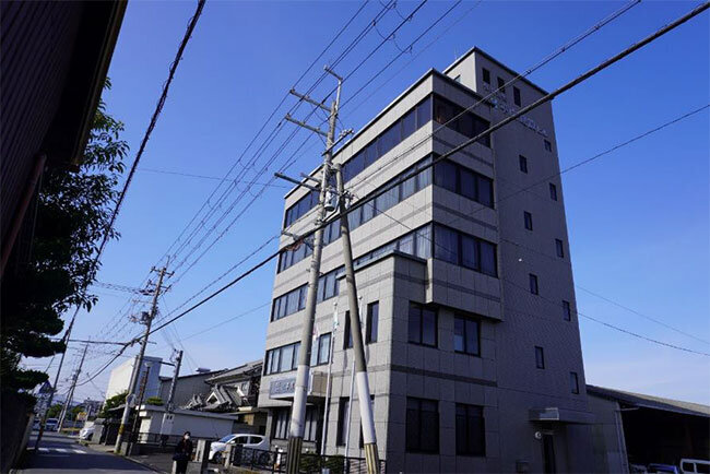 平成建設の本社の外観