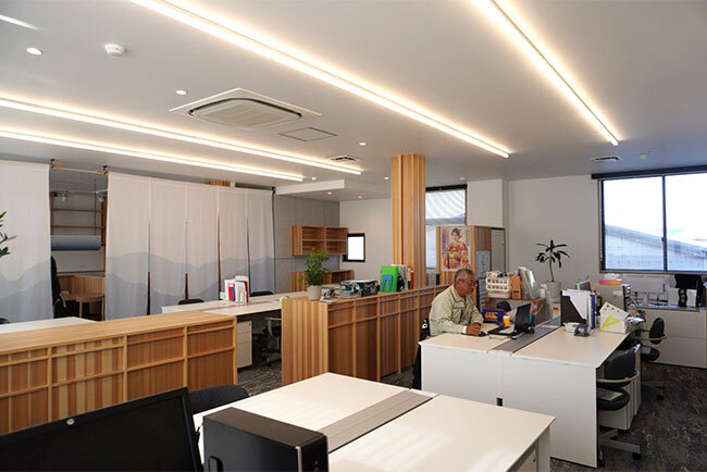リノベーションした2階のオフィス