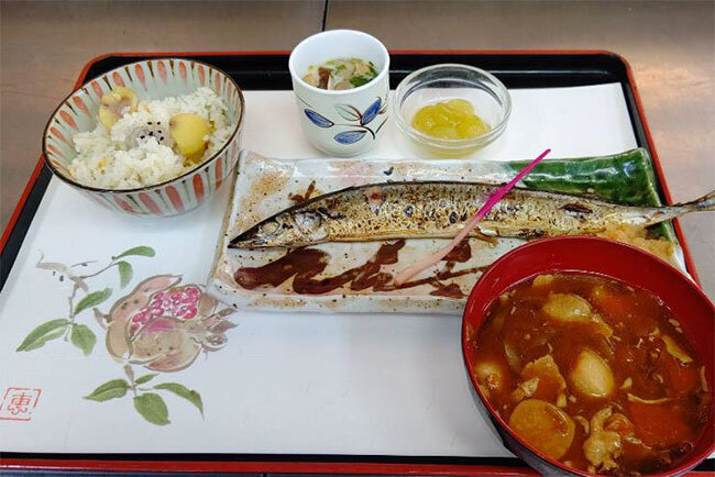 おいしい食事も人気の秘訣