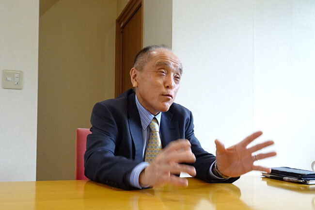 後任社長の選任と会社の経営基盤強化を両にらみで達成した鈴木淳会長