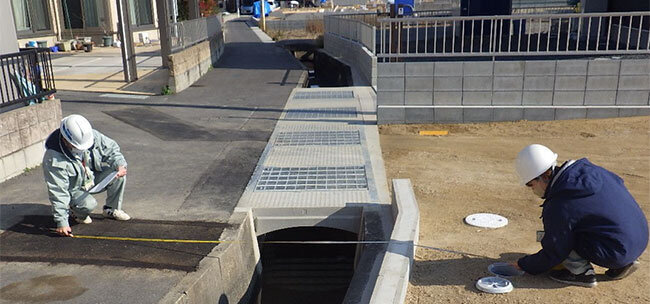 完成した下水道工事。総社市の竣工検査が行われる