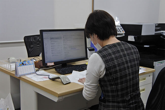 ICT化による事務部門の効率化が進む