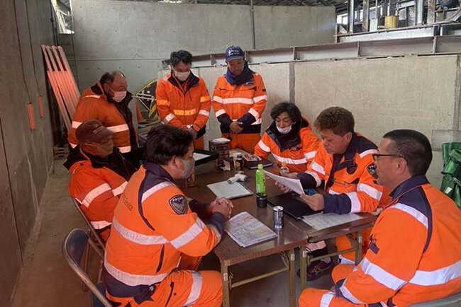 警備計画書を基に入念に打ち合わせを行う