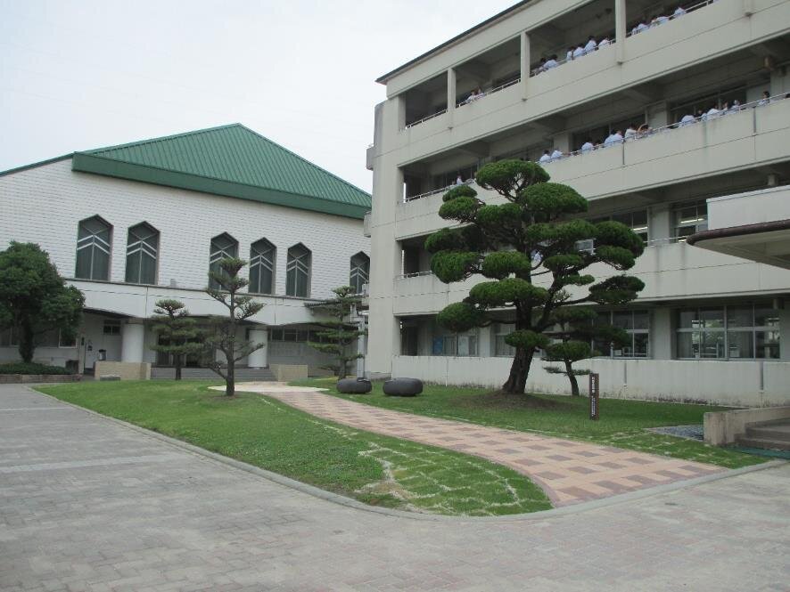 守安ハウジングパークの施工事例（総社南高校創立30周年記念事業）