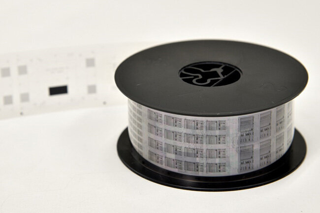 A1サイズの図面やA3以下の竣工書類が描画されているデジタルマイクロフィルム