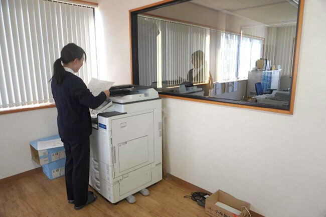 ペーパーレス化を進める上で複合機のスキャン機能を活用している