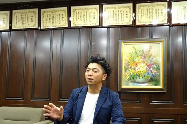 経営理念や企業メッセージを明確にした大久保社長は、目標達成意識が高まって「表彰状が毎年いただけるようになった」と成果に手ごたえを感じている