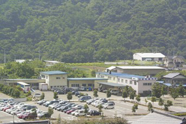 栄光製作所の本社工場