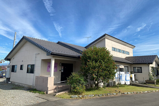 グループホーム「虹の家」の外観
