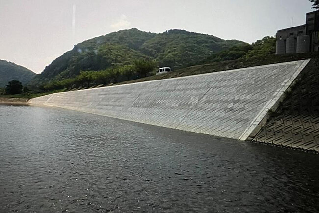 河川災害復旧工事の施工事例