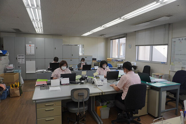 城山苑の事務所