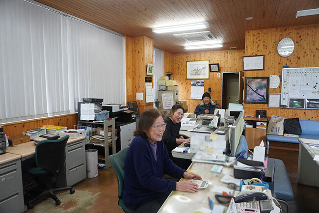 高木商店本社のオフィスの様子