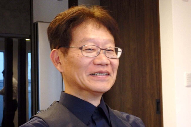 小林聡一代表取締役社長は自ら立ち上げたビジネスモデルを「家を建てるお客様の『揺りかごから墓場まで』の面倒をすべてお手伝いする会社」と話す