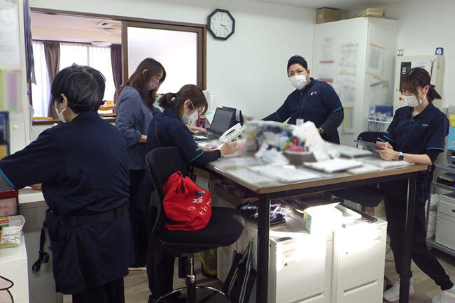 サービス付き高齢者向け住宅「桂花」の事務室