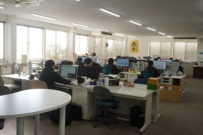 徳武産業のオフィスの様子