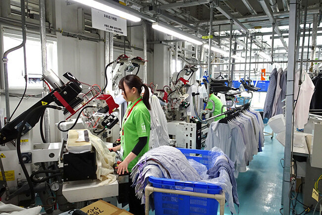 機器や洗剤などの調達コストが高騰しても、手間を惜しまず早くて丁寧な仕事が顧客の囲い込みに貢献している