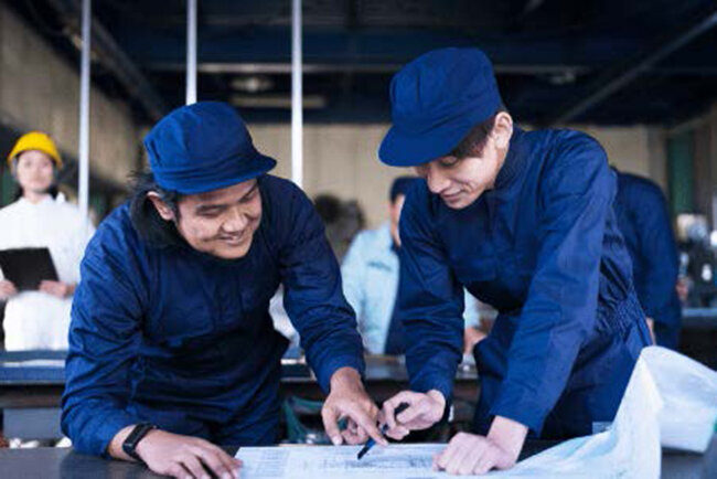 設計から全ての工程を一人でこなす現場従業員