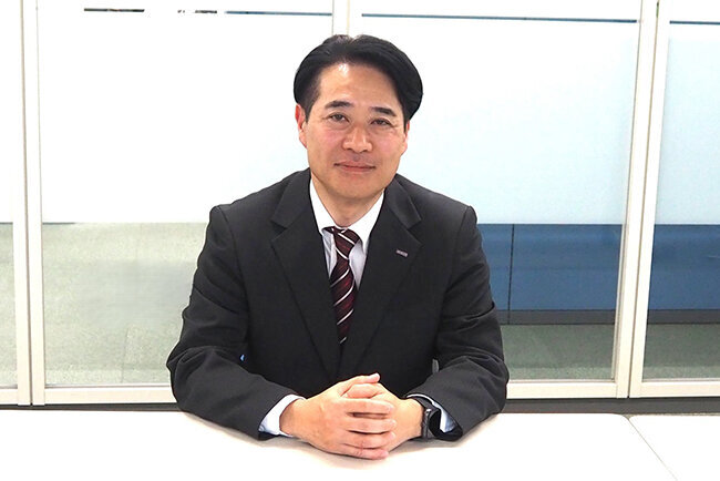 「ヒューマンスキルの高い技術者が築いてきたお客さまとの信頼関係が仕事の継続性につながりました」と語る執行役員 小笹和男 氏