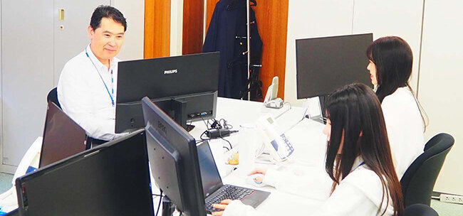 人事部門では、採用や育成といった人的資本の強化に加え、評価制度や人材データ管理のICT化にも積極的に取り組んでいます。