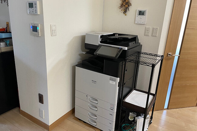 複合機の積極利用で業務の効率化を図る