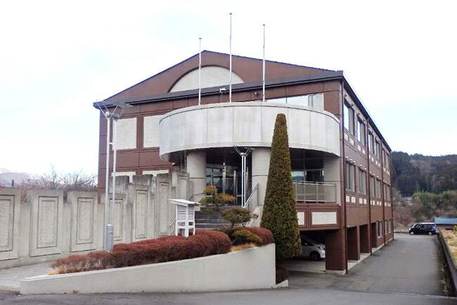 群馬県吾妻郡東吾妻町にある南波建設の本社屋