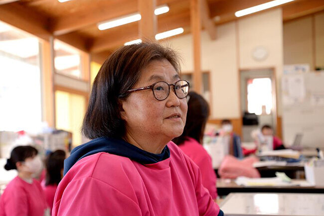 中川学童保育クラブ・主任支援員の渡辺昌子氏。同クラブ開設初期から支援員として携わり、2025年で26年目を迎えるベテランだ