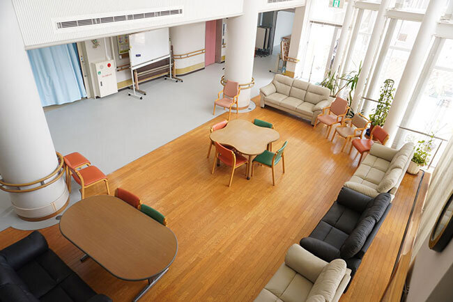 有料老人ホームソーラスの1階の様子