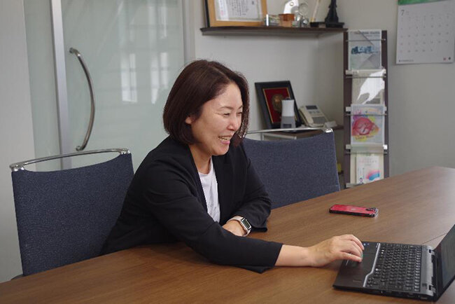 ラッキーリバーの代表取締役を務める吉秀トラフィックの吉川愛専務取締役