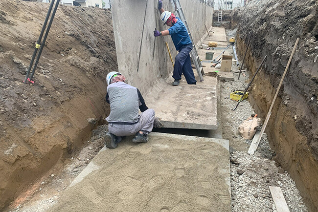 少人数で行う外構工事もワンマン測量が可能になると作業効率は格段に効率化する