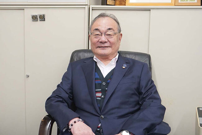 湯本内装株式会社の湯本茂作代表取締役