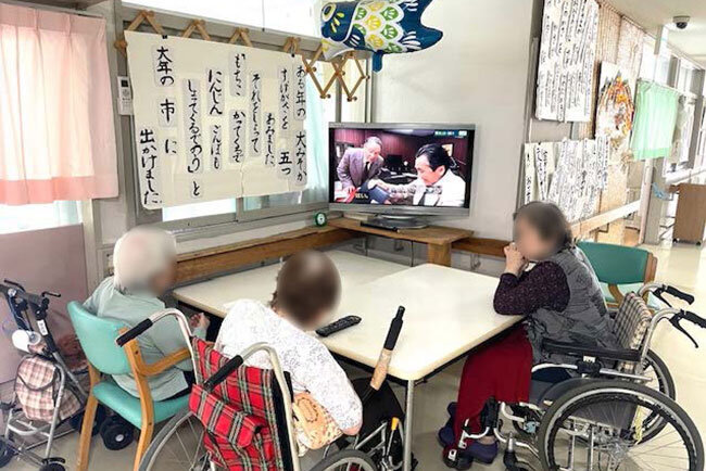 施設内は和やかな雰囲気が漂っている