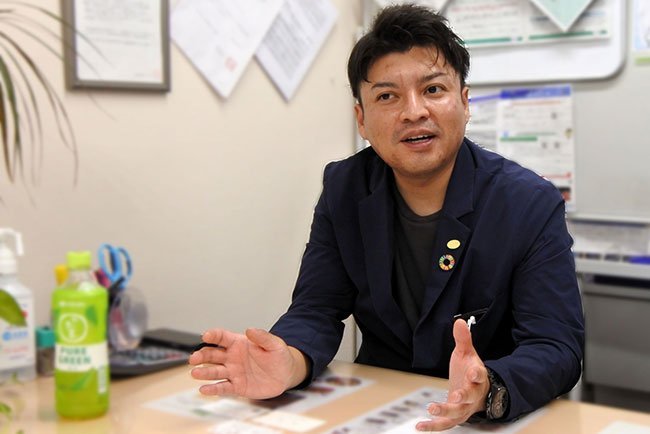 創業者の竹本真誠代表取締役