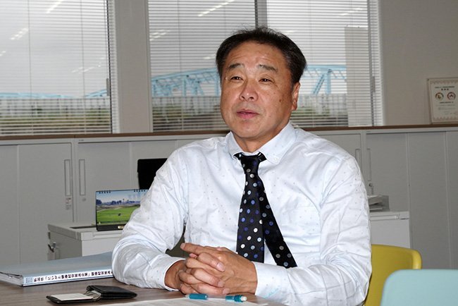 新社屋の外観やワークプレイスデザインの導入を主導した青池仁総括代表