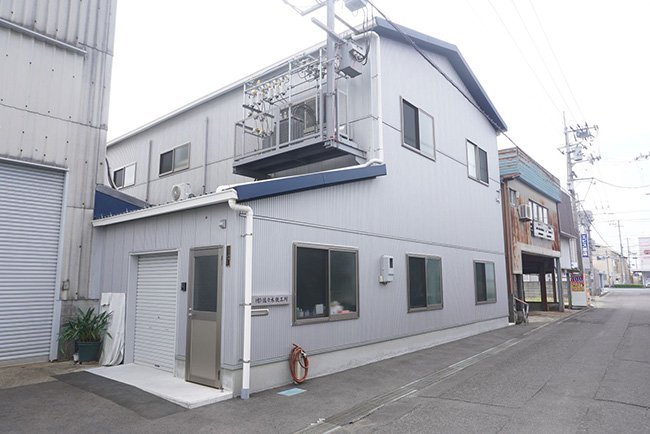 佐々木鉄工所の本社兼工場の外観
