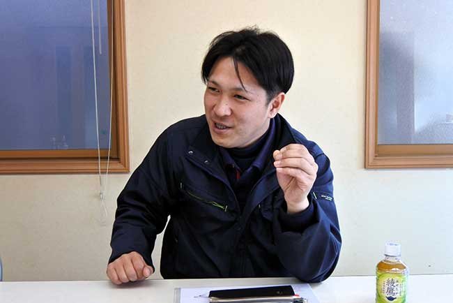 「会長は職人肌で『できない』などとは絶対に言いたくない人」と語る上岡和喜取締役社長