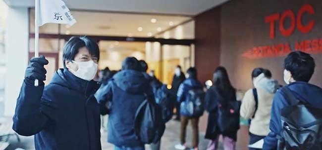 受験にも講師が同行し、フルサポートする