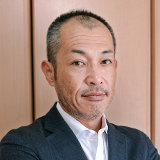 西岡秀泰氏写真