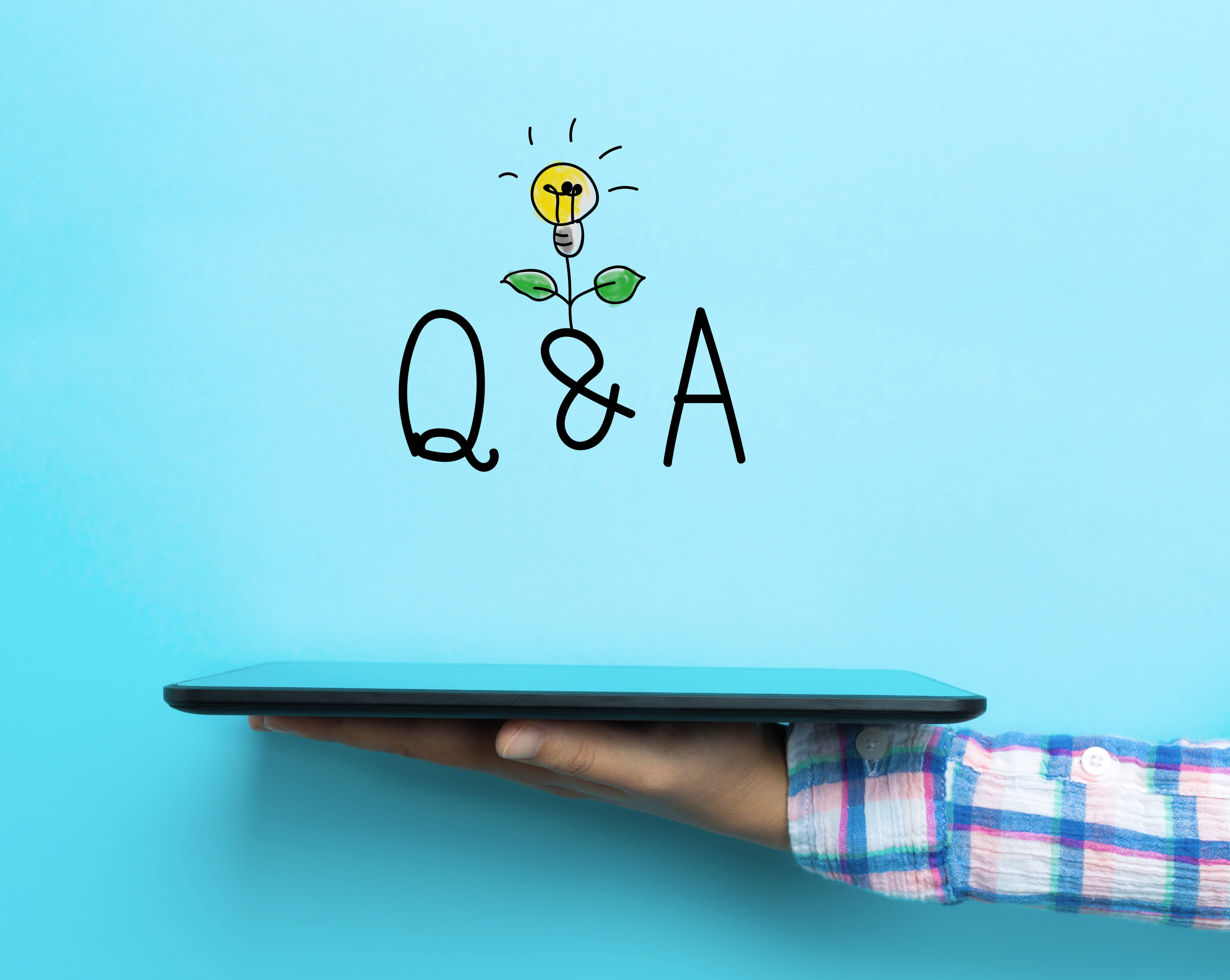 タブレットとQ&Aのコンセプト