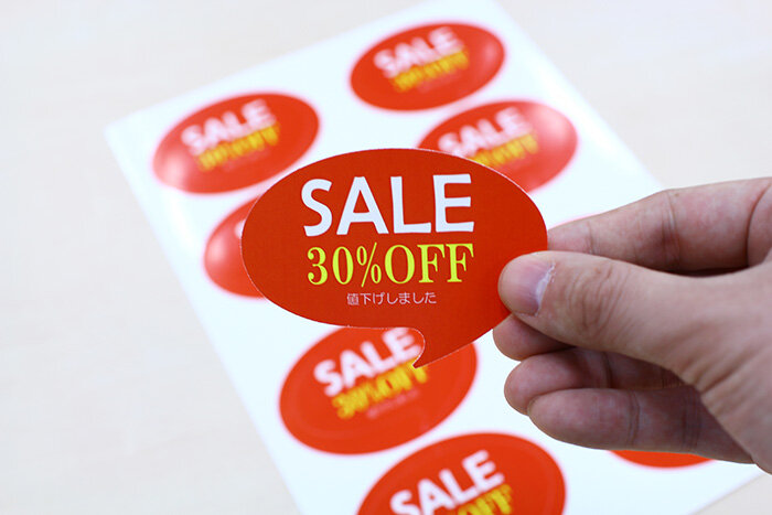 ラミフリーの吹き出しPOPで作られたセールのシール