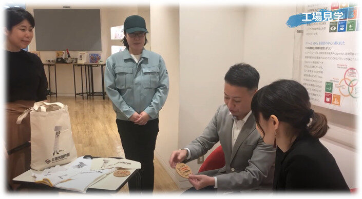 布にもプリントできるガーメントプリンター