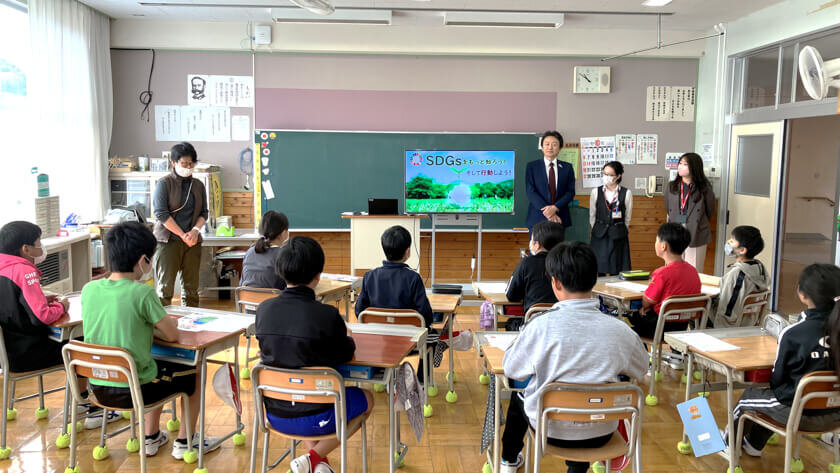 SDGs出前教室の様子:はじめのごあいさつ
