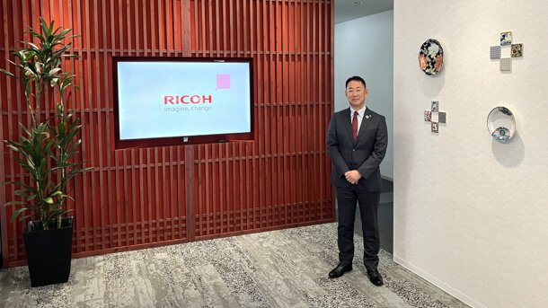 石川支社長の写真