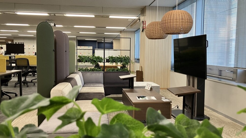 宮城支社 5F窓際リビング