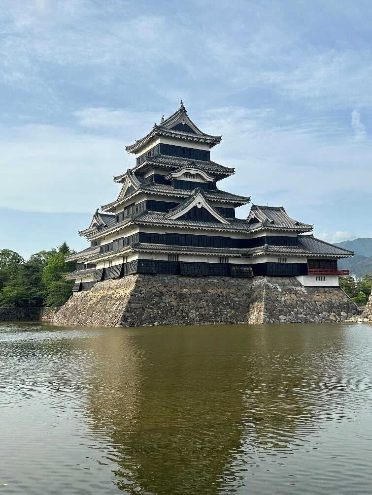 1582年に「松本城」と改名された