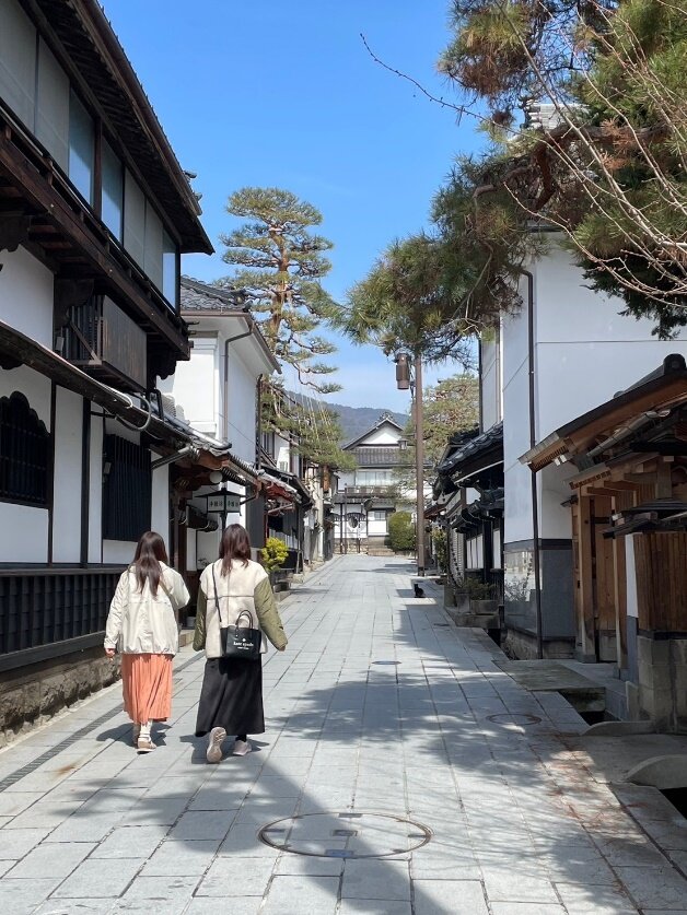 善光寺周辺には多くの「宿坊」もあります。宿坊宿泊もいつかはしてみたい・・・